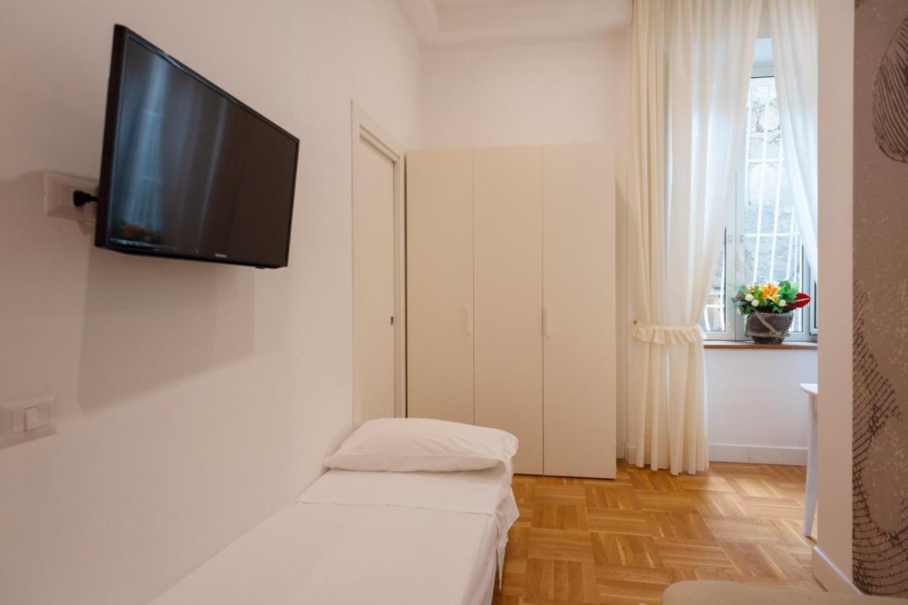 Pignatelli Rooms Неаполь Экстерьер фото